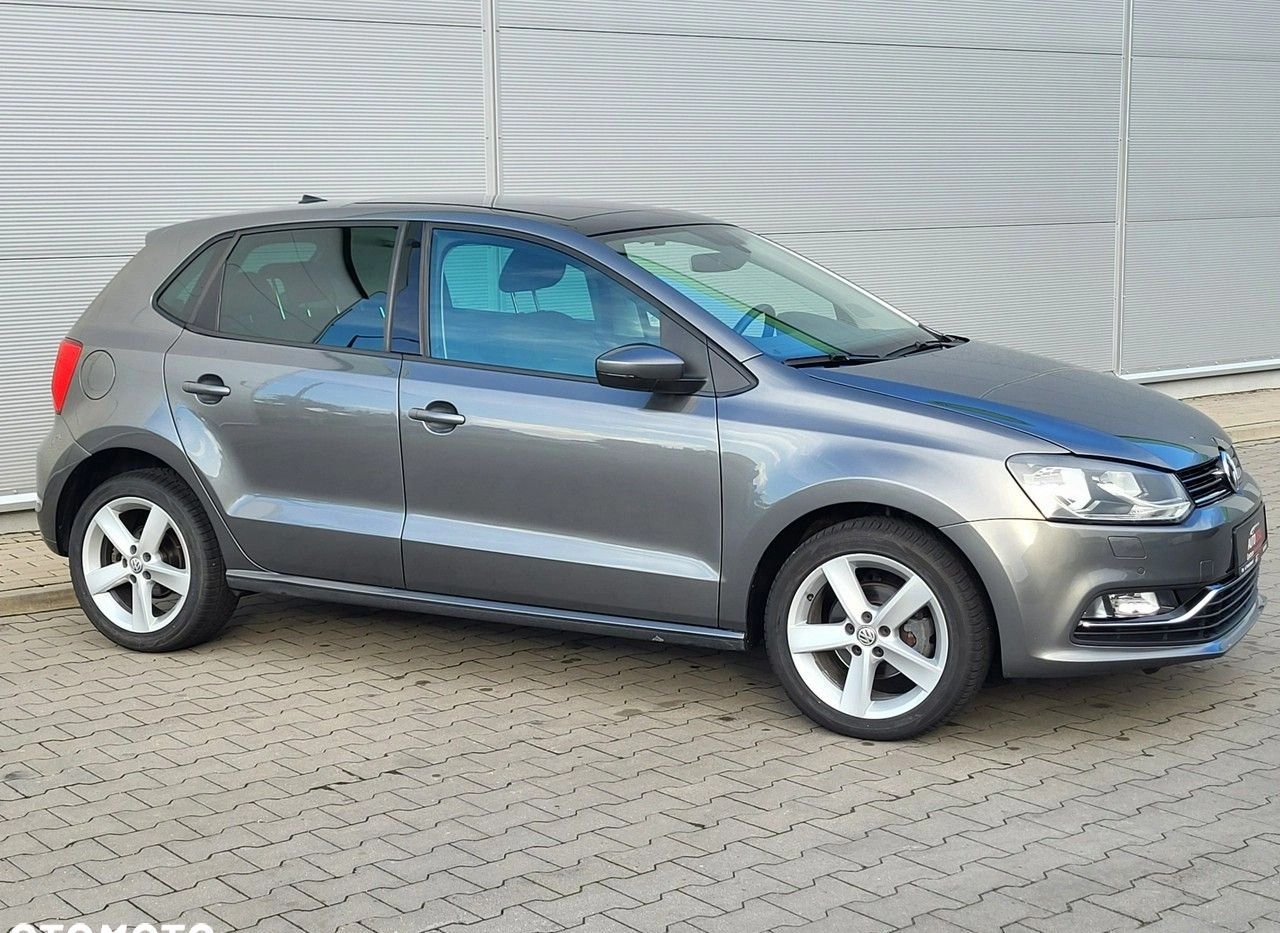 Volkswagen Polo cena 41700 przebieg: 107668, rok produkcji 2015 z Sopot małe 781